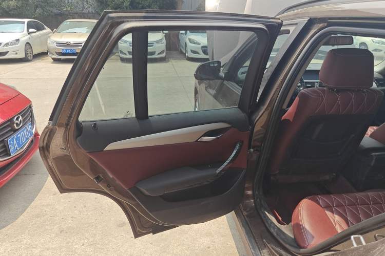 Used BMW X1 2013 sDrive18i Fashion Model Left Rear Door Interior