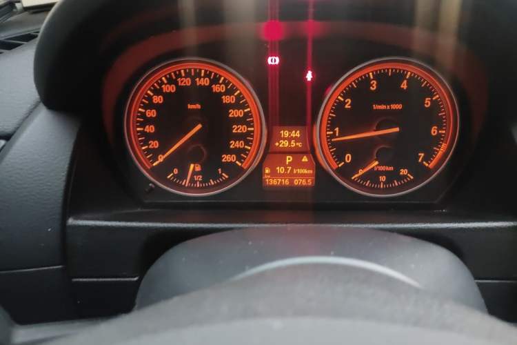 Used BMW X1 2013 xDrive20i X Design Package Odometer Close Up