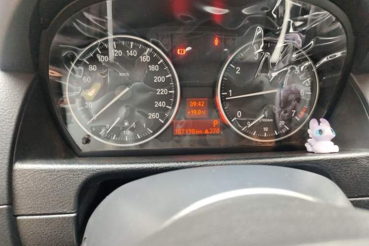 Used BMW X1 2013 sDrive18i Leading Model Odometer Close Up