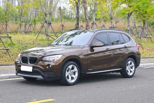 Used BMW X1 2013 sDrive18i manual model