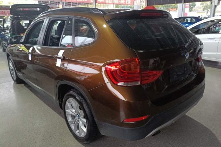 Used BMW X1 2013 sDrive18i Fashion Model Rear Left 45 Deg