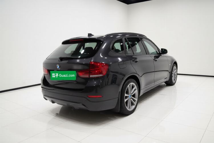 Used BMW X1 2013 sDrive18i Sport Design Package Rear Right 45 Deg