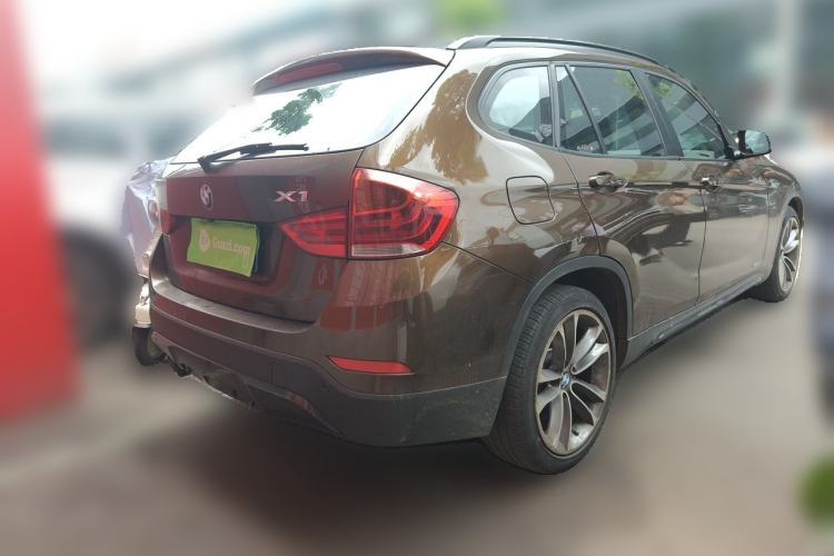 Used BMW X1 2013 sDrive20i Sports Design Package Rear Right 45 Deg