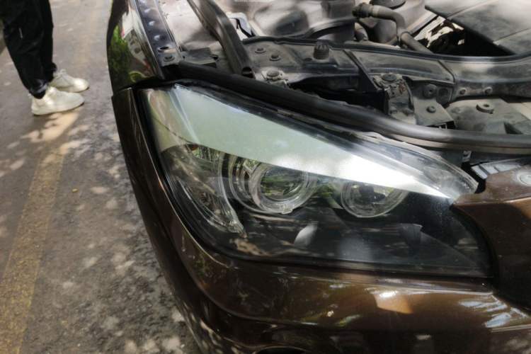 Used BMW X1 2013 sDrive18i Fashion Model Right Front Headlight