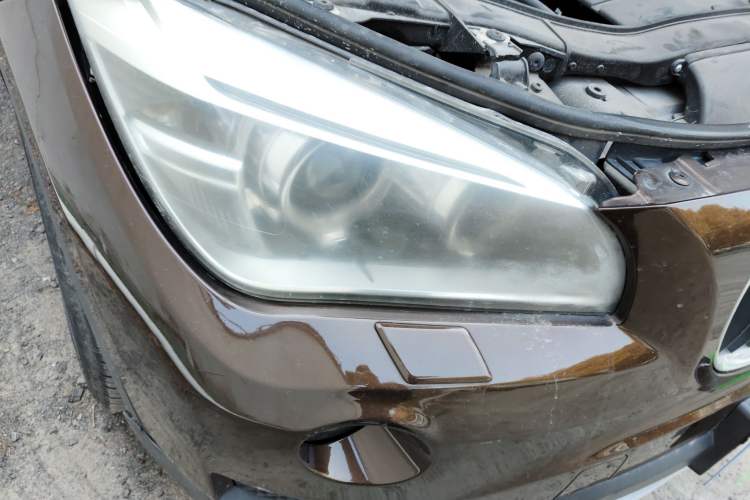 Used BMW X1 2013 sDrive18i Fashion Model Right Front Headlight