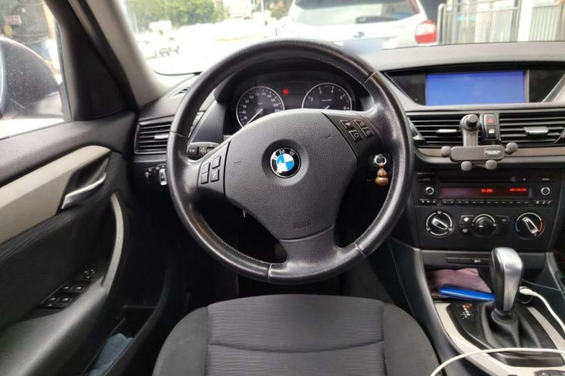 Used BMW X1 2013 sDrive18i Fashion Model Steering Wheel