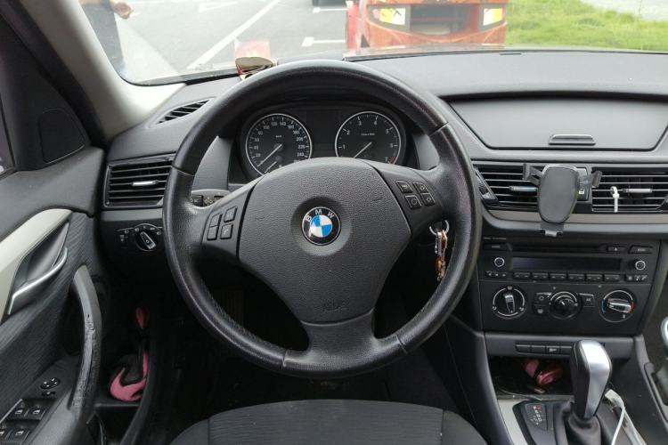 Used BMW X1 2013 sDrive18i Fashion Model Steering Wheel