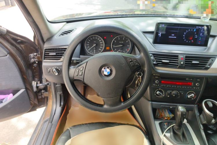 Used BMW X1 2013 sDrive18i Fashion Model Steering Wheel
