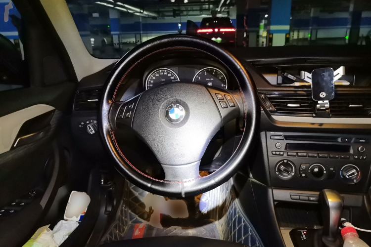 Used BMW X1 2013 sDrive18i Fashion Model Steering Wheel