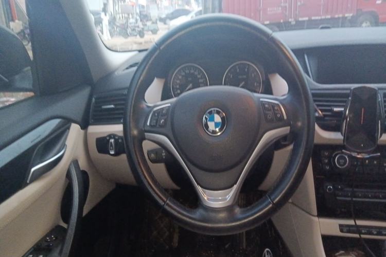Used BMW X1 2013 xDrive20i X Design Package Steering Wheel
