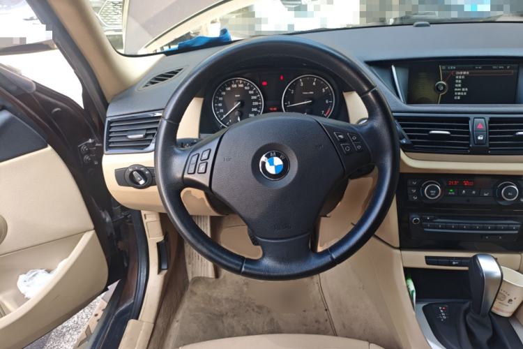 Used BMW X1 2013 sDrive18i Leading Model Steering Wheel