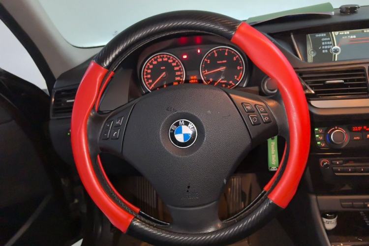 Used BMW X1 2013 sDrive18i Leading Model Steering Wheel