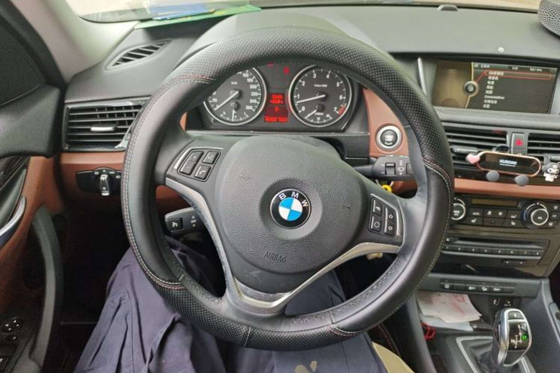 Used BMW X1 2013 xDrive20i X Design Package Steering Wheel