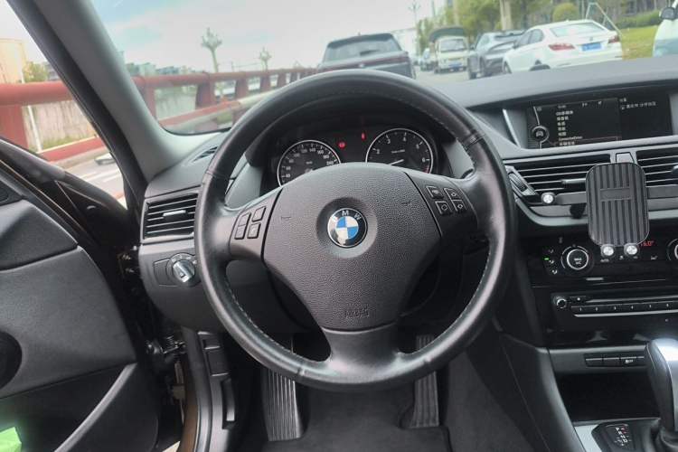Used BMW X1 2013 sDrive18i Leading Model Steering Wheel