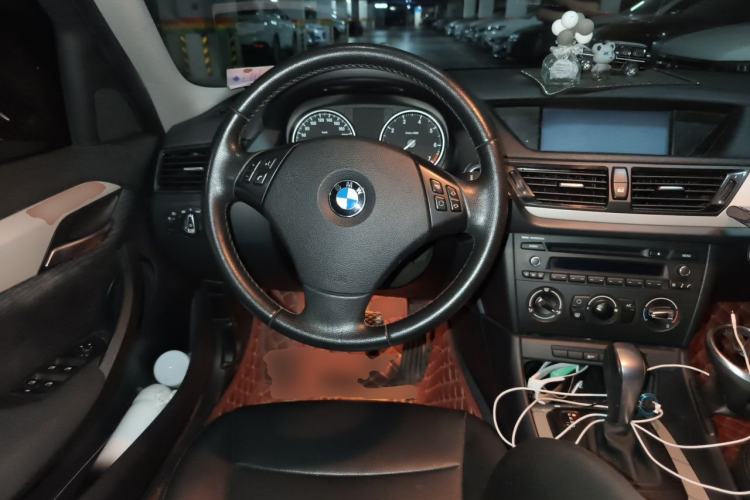 Used BMW X1 2013 sDrive18i Fashion Model Steering Wheel