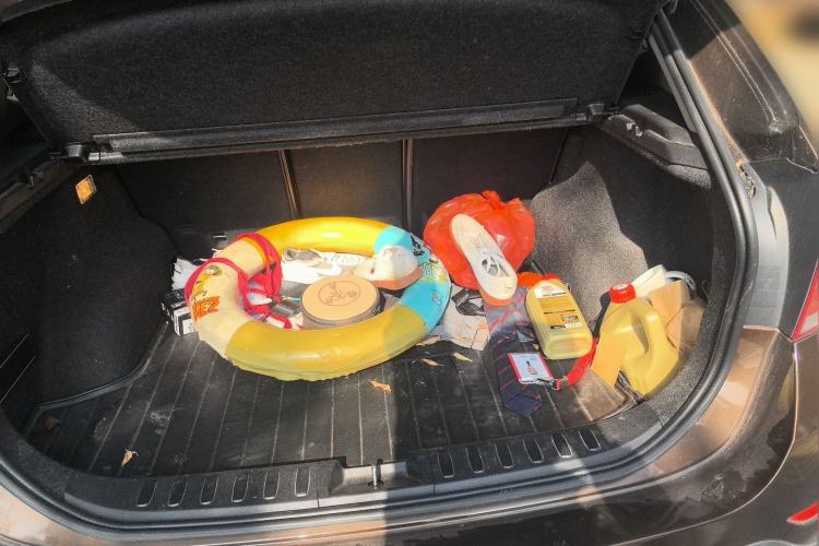Used BMW X1 2013 sDrive18i Fashion Model Trunk