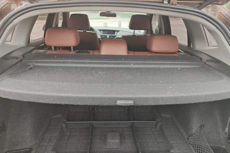 Used BMW X1 2013 sDrive20i Sports Design Package Trunk
