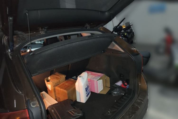 Used BMW X1 2013 sDrive18i Fashion Model Trunk