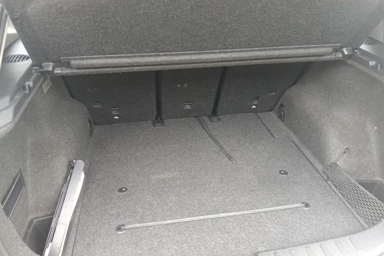 Used BMW X1 2013 sDrive18i Fashion Model Trunk