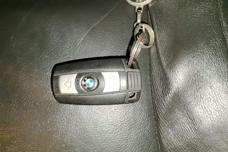 Used BMW X1 2013 sDrive18i Fashion Model Vehicle Key