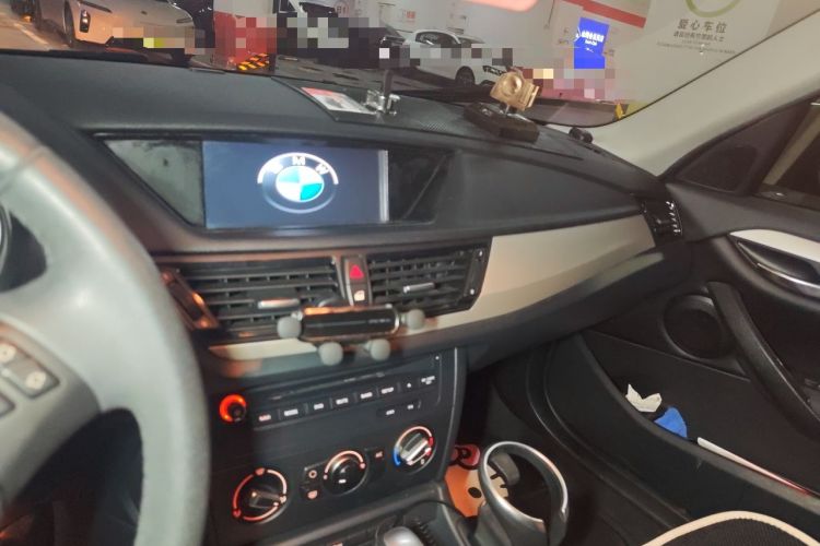 Used BMW X1 2013 sDrive18i Fashion Model Audio And AC Panel