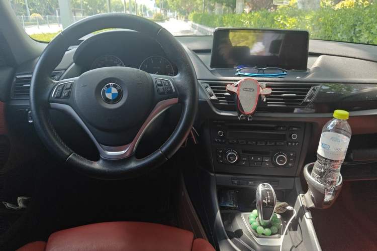 Used BMW X1 2013 sDrive20i Sports Design Package Center Console