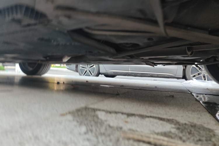 Used BMW X1 2013 sDrive18i manual model Chassis Rear Left