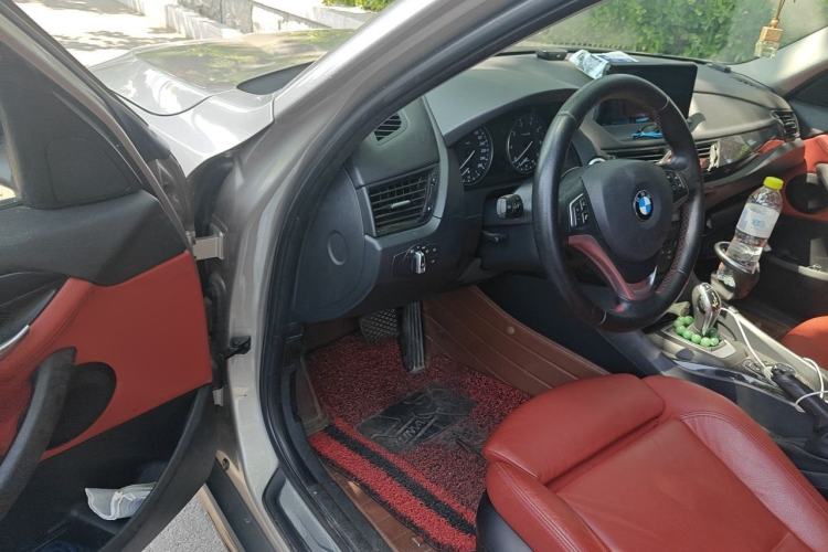 Used BMW X1 2013 sDrive20i Sports Design Package Driver Seat