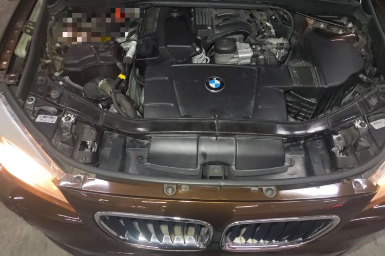 Used BMW X1 2013 sDrive18i Fashion Model Engine Bay