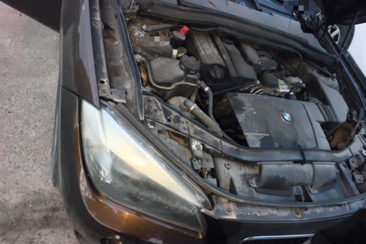 Used BMW X1 2013 sDrive18i Fashion Model Engine Bay Right