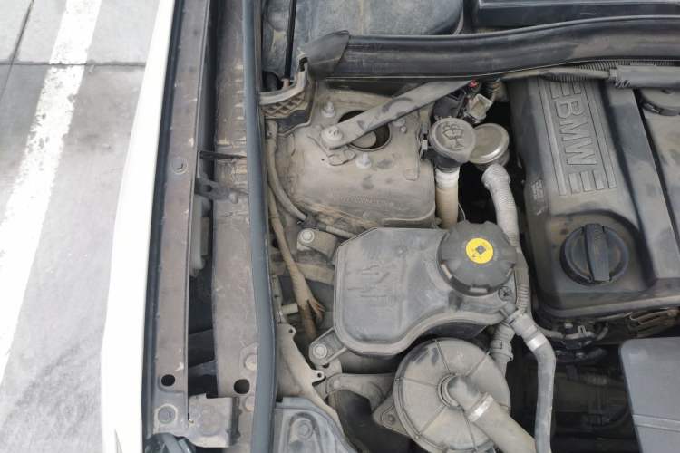 Used BMW X1 2013 sDrive18i Leading Model Engine Bay Right