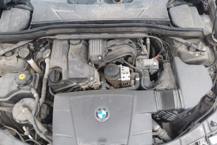 Used BMW X1 2013 sDrive18i Leading Model Engine Bay