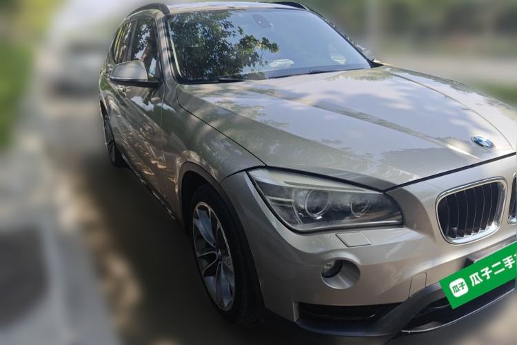 Used BMW X1 2013 sDrive20i Sports Design Package Front Right 45 Deg