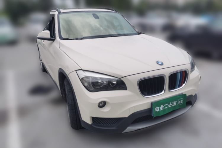 Used BMW X1 2013 sDrive18i Leading Model Front Right 45 Deg