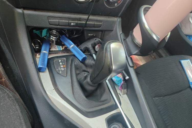 Used BMW X1 2013 sDrive18i Fashion Model Gear Lever