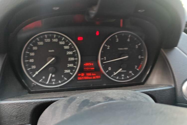 Used BMW X1 2013 sDrive18i manual model Instrument Cluster