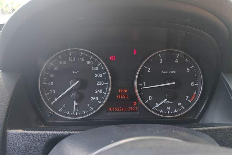 Used BMW X1 2013 sDrive20i Sports Design Package Instrument Cluster