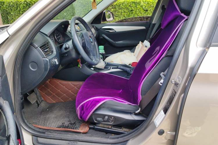 Used BMW X1 2013 sDrive18i Fashion Model Left Front Seat