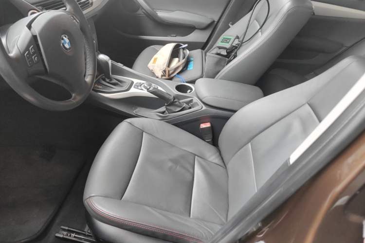 Used BMW X1 2013 sDrive18i Fashion Model Left Front Seat