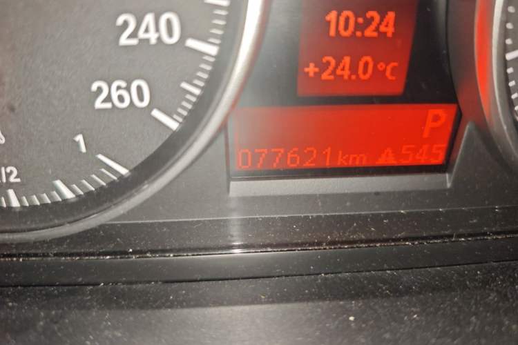 Used BMW X1 2013 sDrive18i Leading Model Odometer Close Up