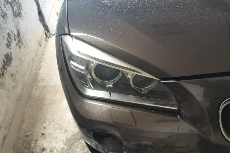 Used BMW X1 2013 sDrive18i Leading Model Right Front Headlight