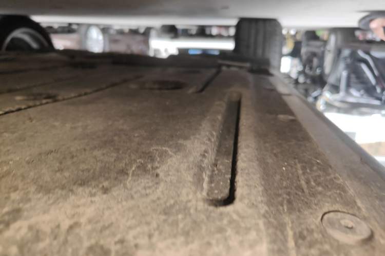 Used BMW X1 2013 sDrive18i Fashion Model Right Side Sill