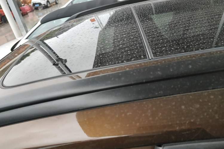 Used BMW X1 2013 sDrive18i Fashion Model Roof