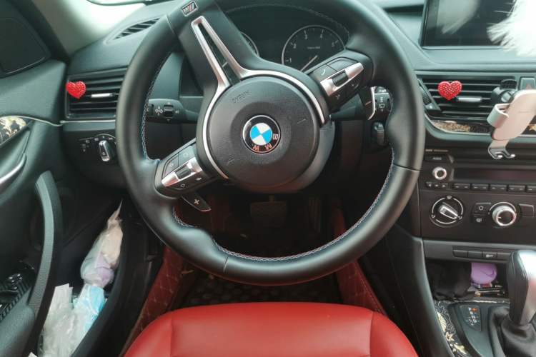 Used BMW X1 2013 sDrive18i Leading Model Steering Wheel