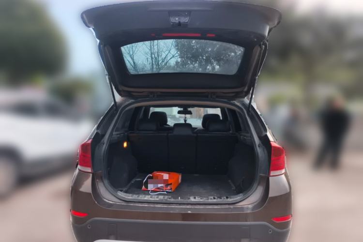 Used BMW X1 2013 sDrive18i Fashion Model Trunk