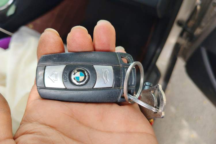 Used BMW X1 2013 sDrive18i Fashion Model Vehicle Key