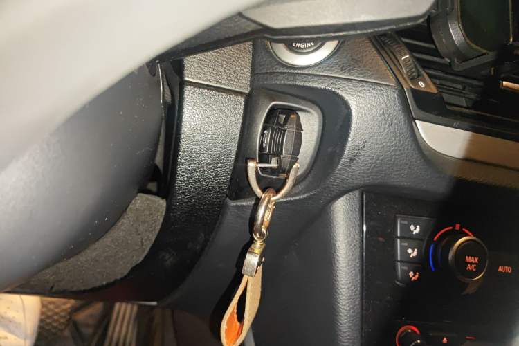 Used BMW X1 2013 sDrive18i Leading Model Vehicle Key