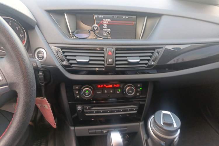 Used BMW X1 2013 sDrive18i Sport Design Package Audio And AC Panel