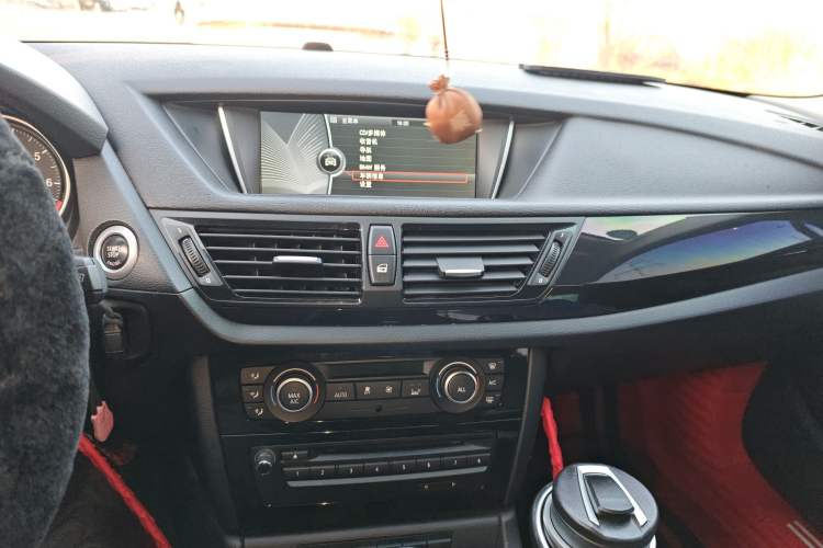 Used BMW X1 2013 sDrive18i Sport Design Package Audio And AC Panel