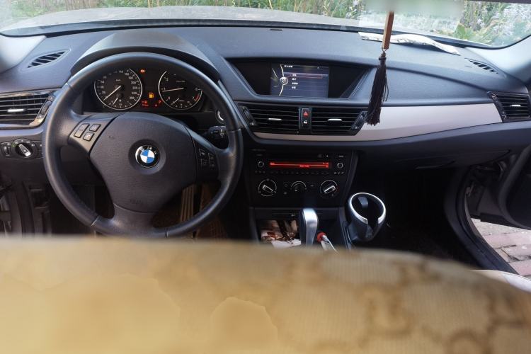 Used BMW X1 2013 sDrive18i Fashion Model Center Console